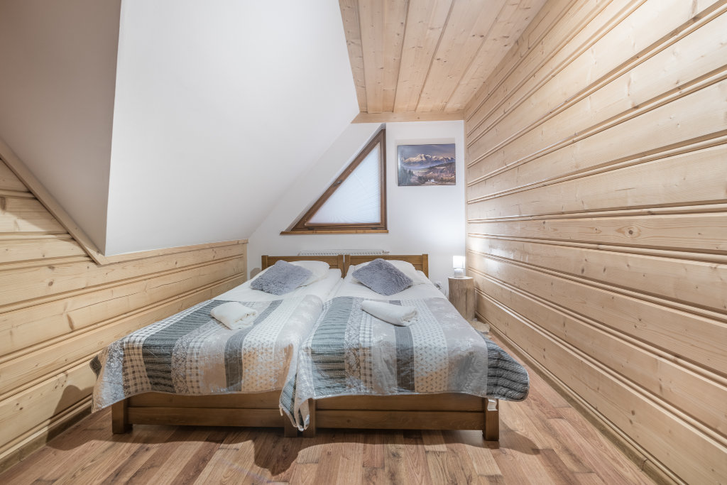 Pokój 2-osobowy z prywatną łazienką