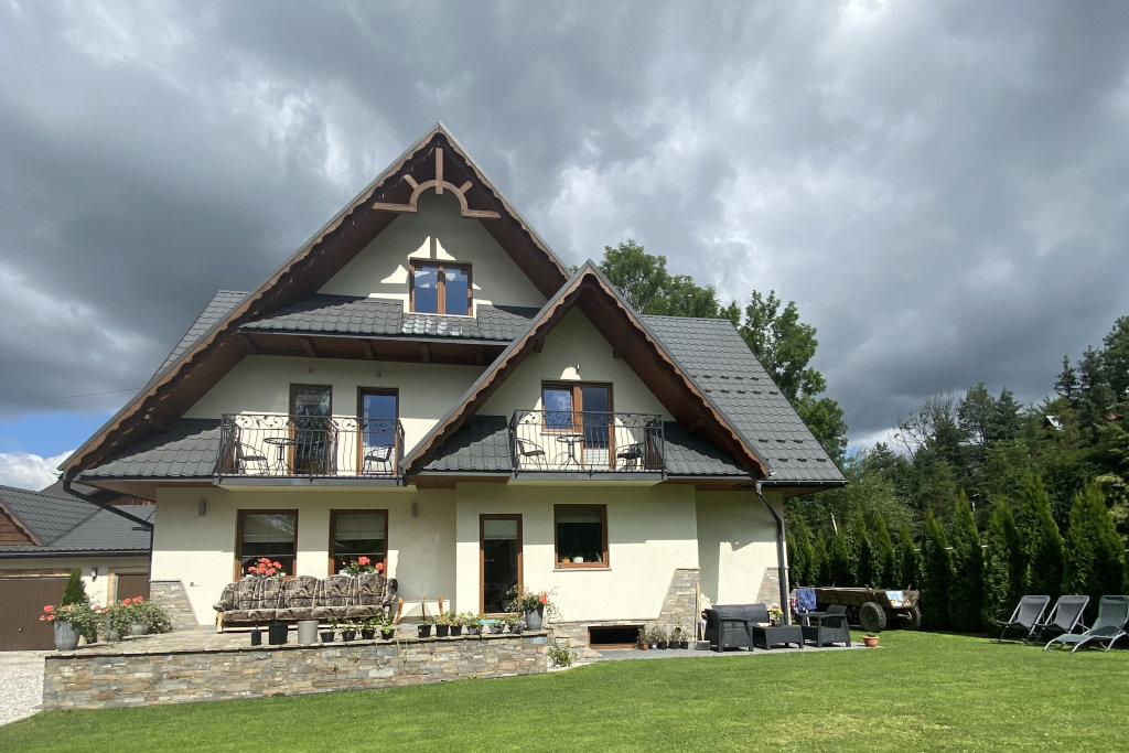 Widok na pensjonat Pietrasówka